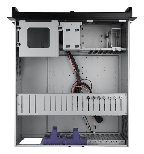 Chieftec UNC-409S-B-OP u 4U rackmount serverbehuizing, SECC staal, 482*480*177.5 mm, 10.57 kg, geschikt voor ATX/micro-ATX, 3*5.25 , 1*3.5 extern, 2*3.5 + 3*2.5 intern, 1*140 mm ventilator, zwart