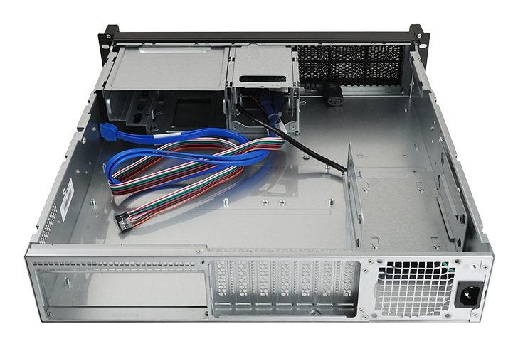 Chieftec UNC-209S-B-OP - 2U rackmount serverbehuizing, SGCC staal 1mm, 457x430x88mm geschikt voor ATX/micro-ATX, 1*5.25 , 1*3.5 extern, 2*3.5 + 2*2.5 intern, zwart