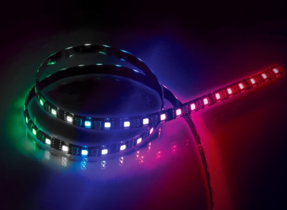 Akasa VegasMBW 9pc Magnetic LED Strip light, 50cm RGBW , Gigabyte Fusion Certified, 5 Pin Header