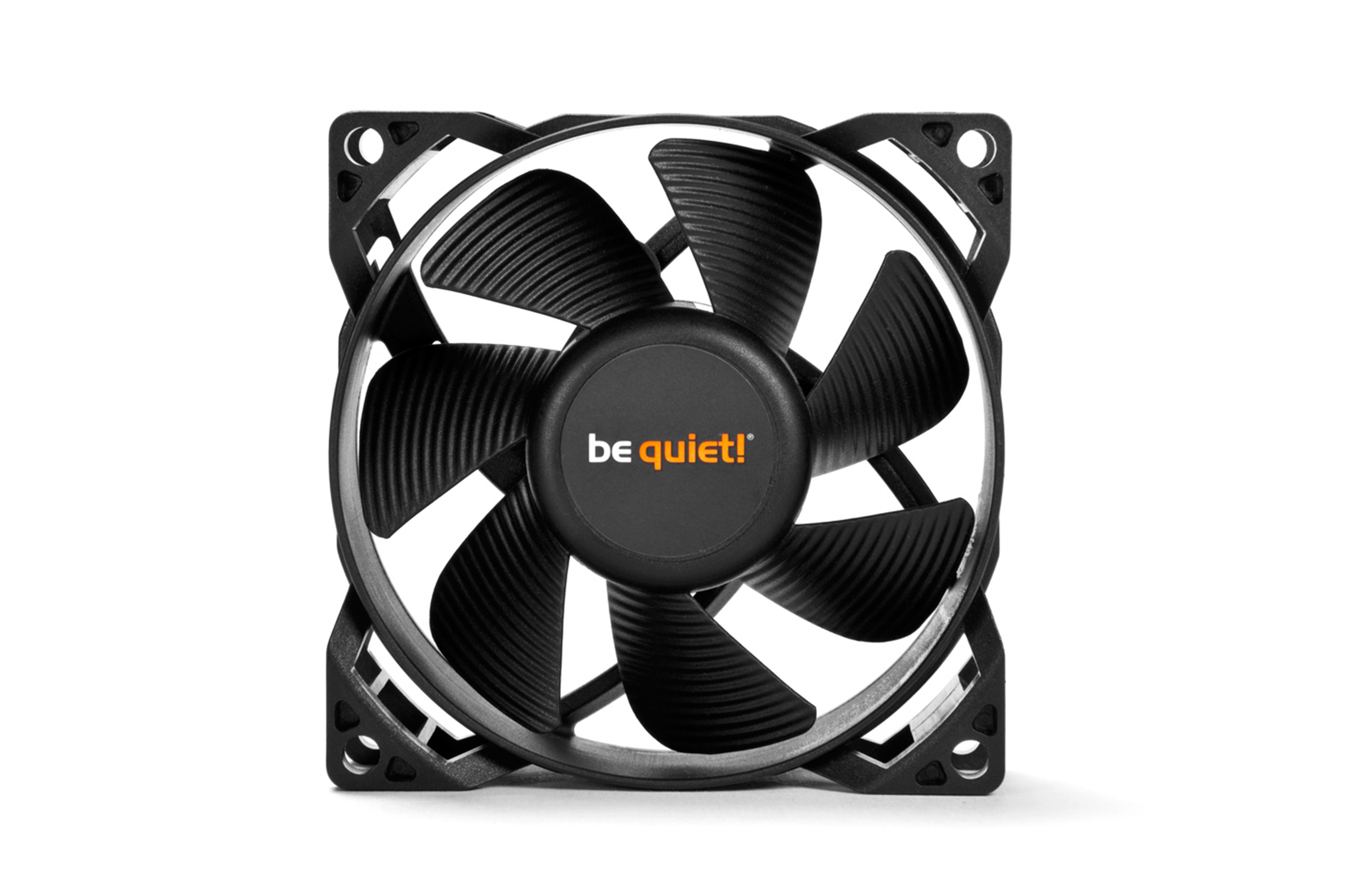 be quiet! Pure Wings 2 80mm, 80x80x25, 1900 rpm, 19,2 dB, 26,3 cfm, 3 pin