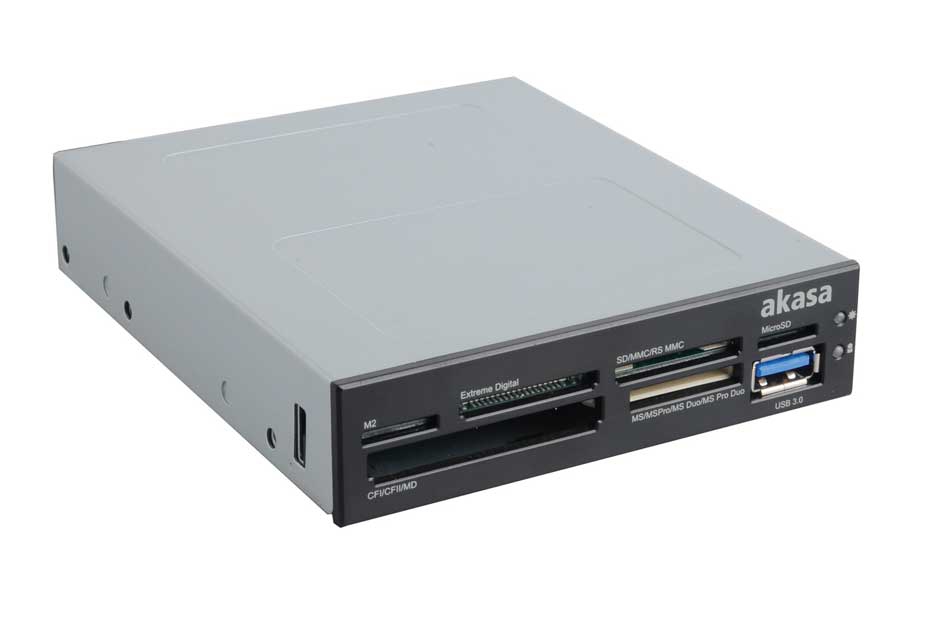 Akasa usb 2.0, 6-slot mulitcard internal cardreader black, with USB 3.0 port